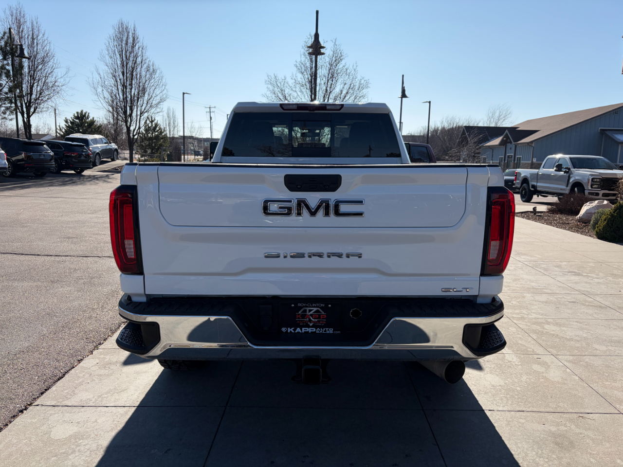 GMC Sierra 2500HD 4WD Crew Cab 159" SLT 2023