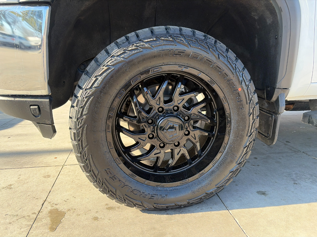 GMC Sierra 2500HD 4WD Crew Cab 159" SLT 2023