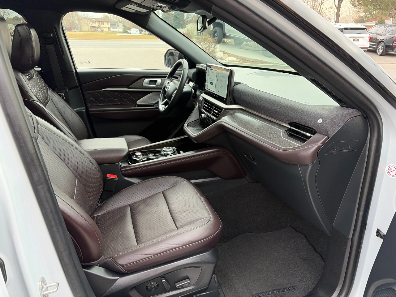 Ford Explorer Platinum 4WD 2025