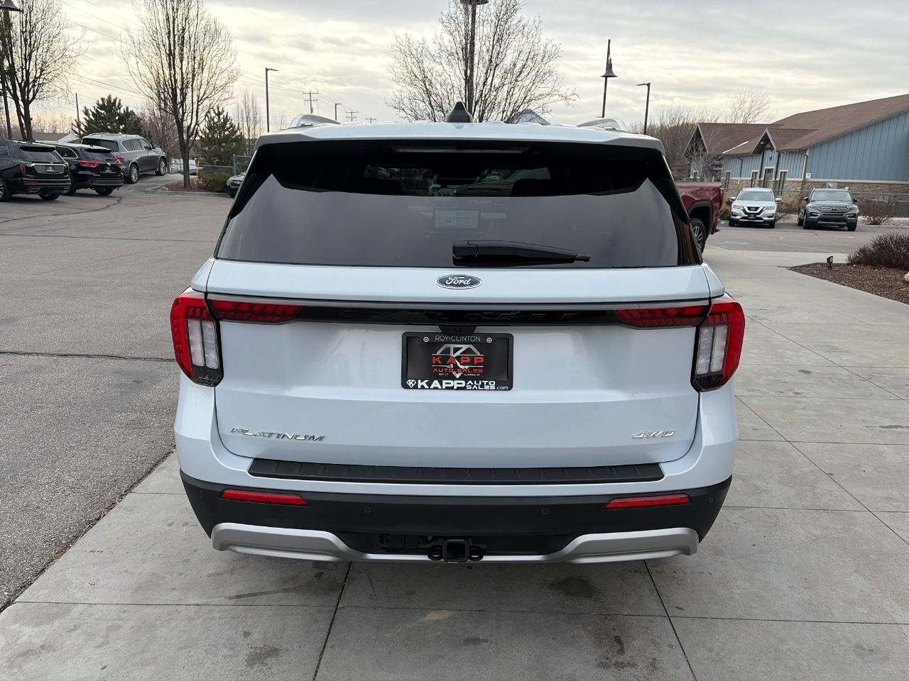 Ford Explorer Platinum 4WD 2025