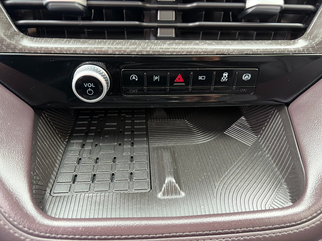 Ford Explorer Platinum 4WD 2025