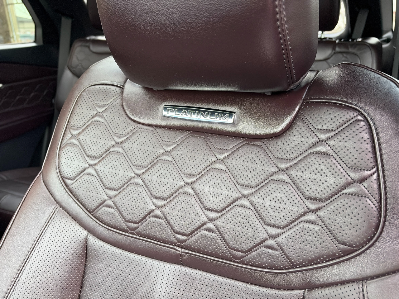 Ford Explorer Platinum 4WD 2025