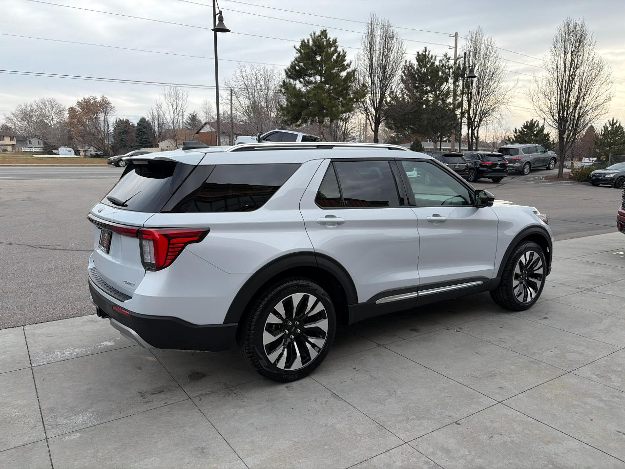 Ford Explorer Platinum 4WD 2025