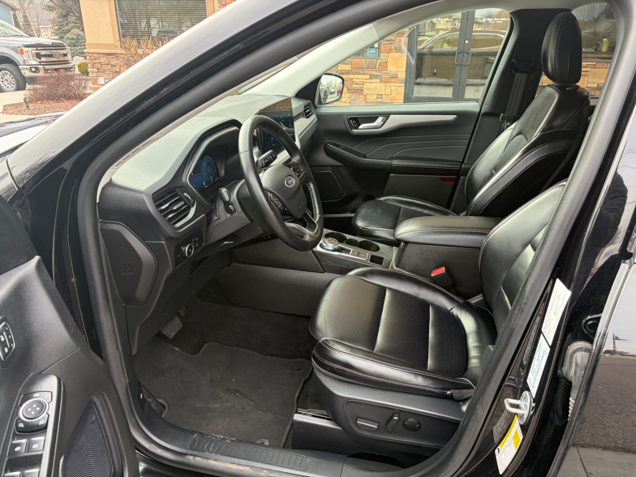 Ford Escape Platinum AWD 2024