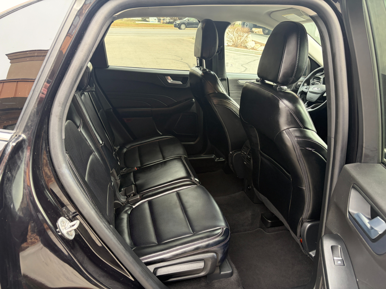 Ford Escape Platinum AWD 2024