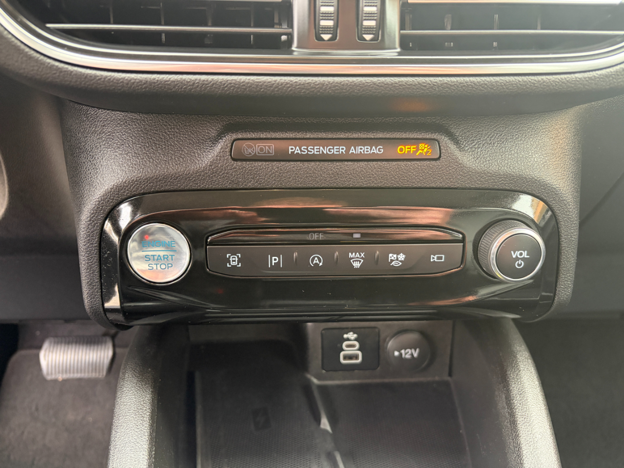 Ford Escape Platinum AWD 2024