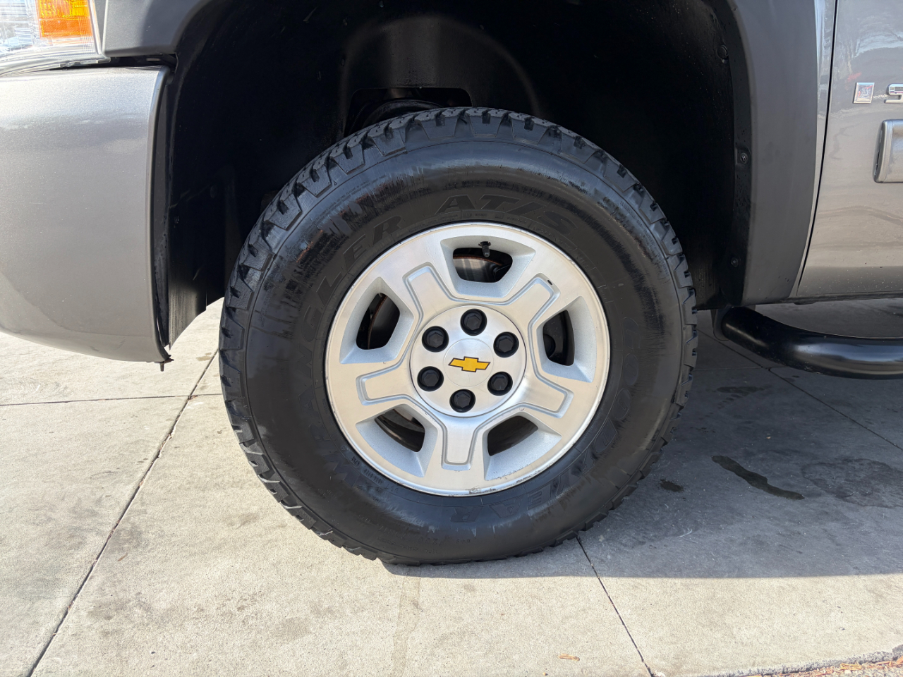 Chevrolet Silverado 1500 4WD Ext Cab 143.5" LT 2009