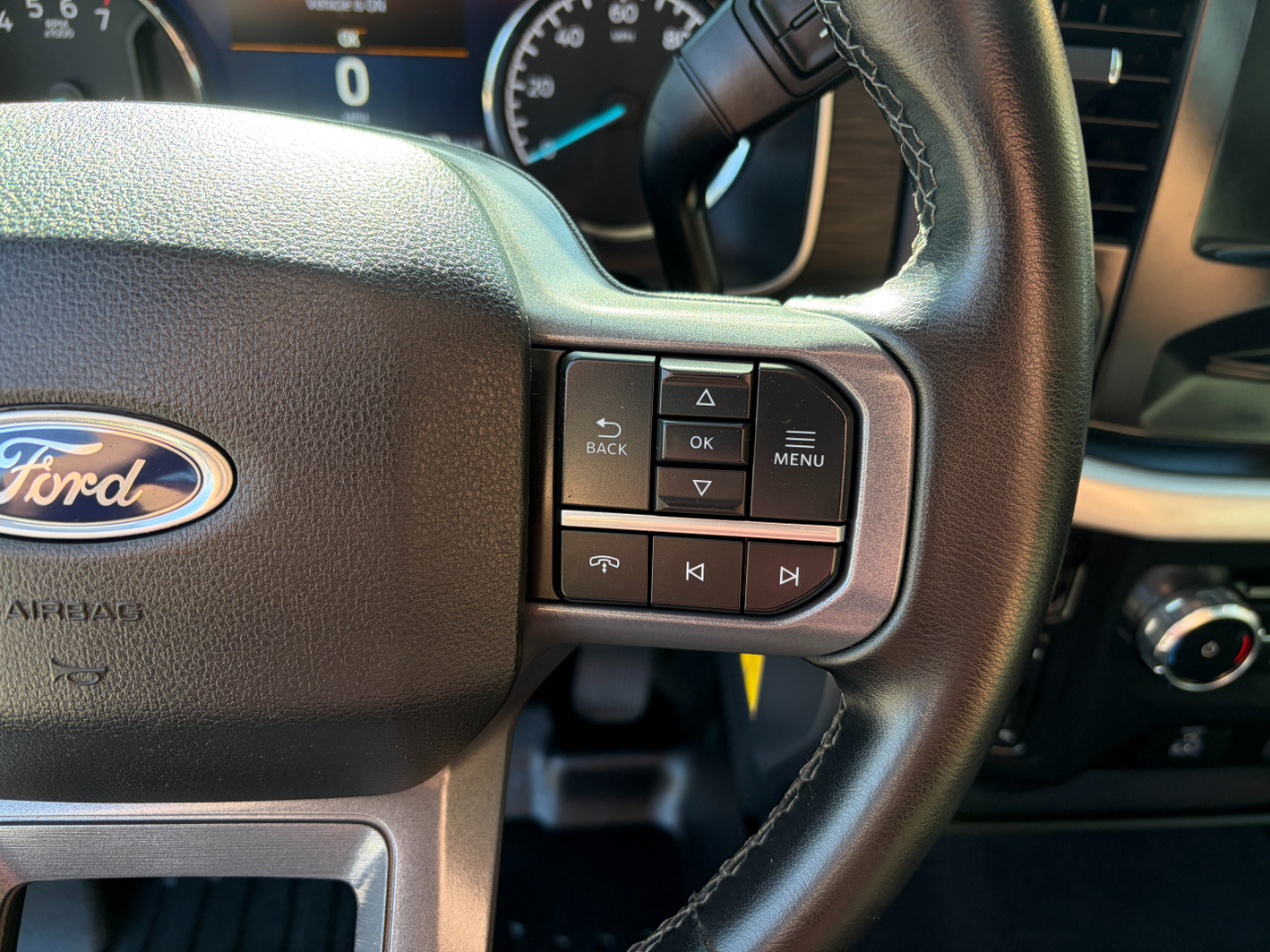 Ford F-150 XLT 4WD SuperCrew 6.5' Box 2023