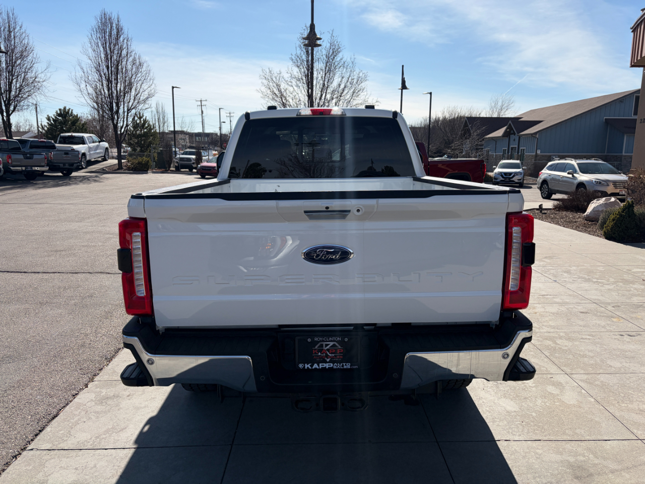 Ford Super Duty F-350 SRW Lariat 4WD Crew Cab 6.75' Box 2024