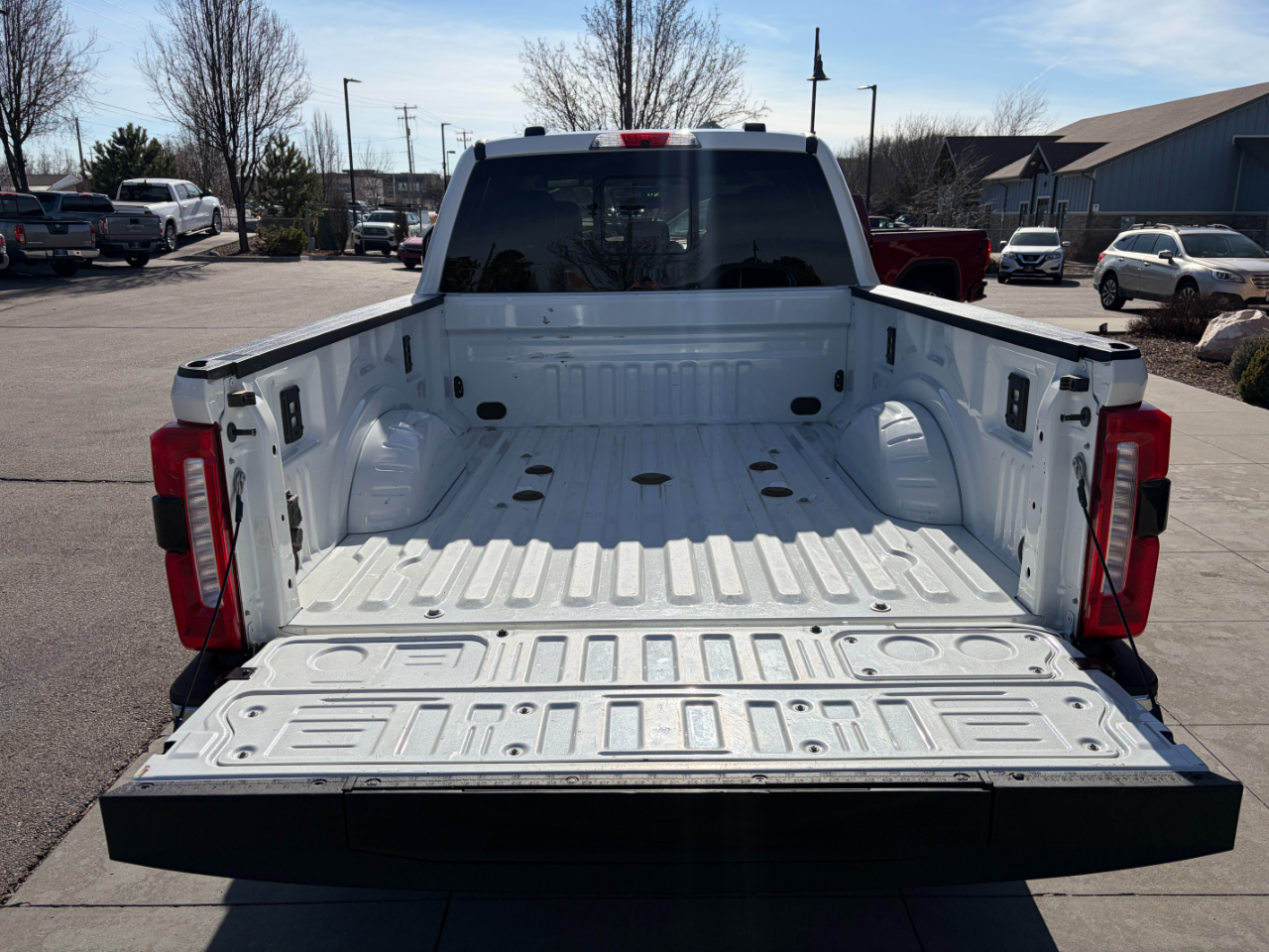 Ford Super Duty F-350 SRW Lariat 4WD Crew Cab 6.75' Box 2024