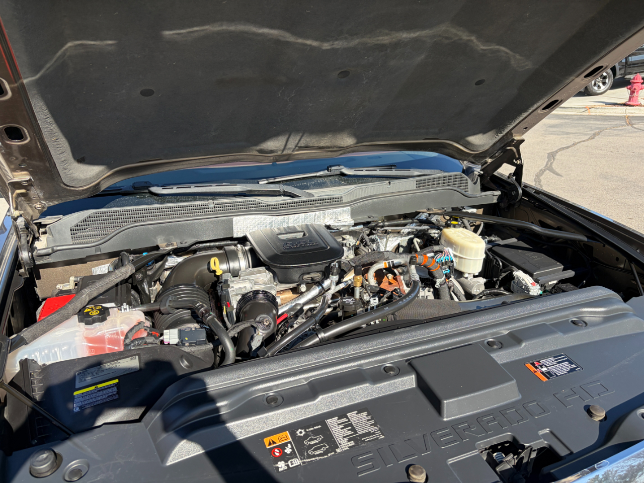 Chevrolet Silverado 2500HD Built After Aug 14 4WD Crew Cab 153.7" High Country 2015