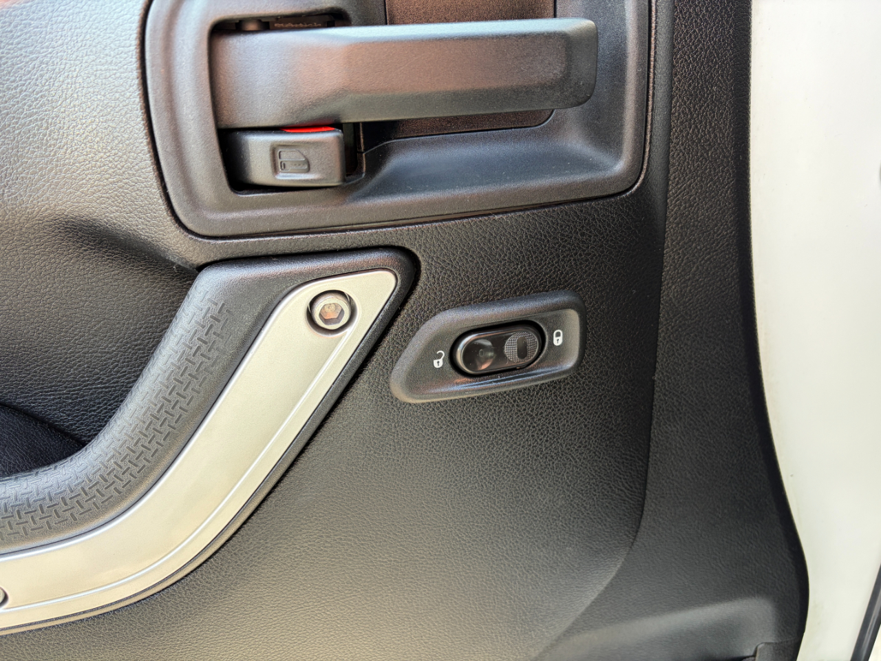 Jeep Wrangler Unlimited 4WD 4dr Sahara 2014