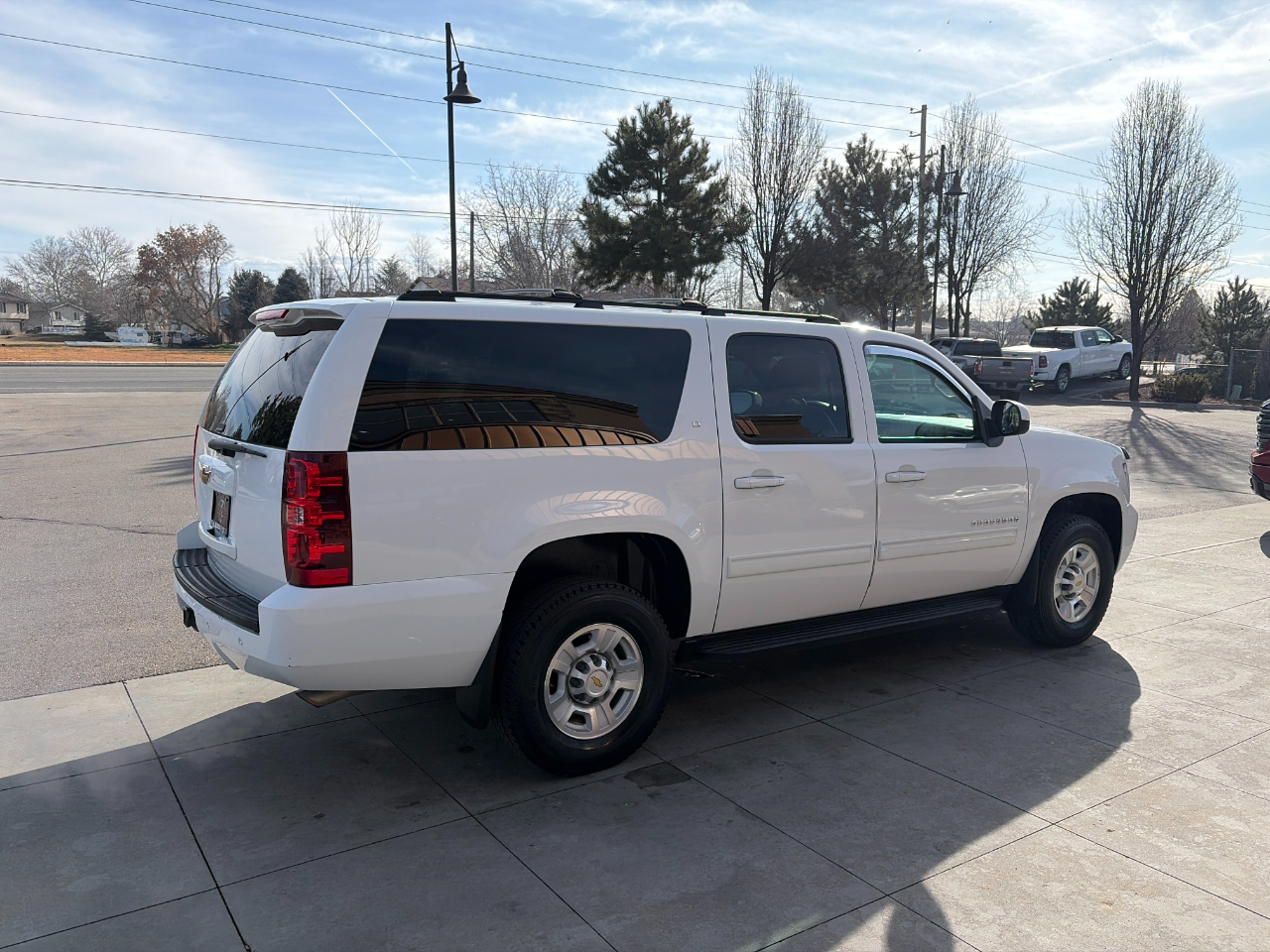 Chevrolet Suburban 4WD 4dr 2500 LT w/2LT 2009