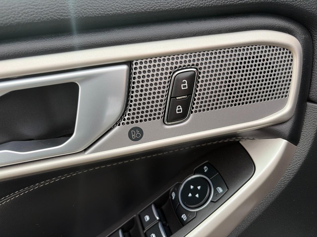 Ford Explorer Limited 4WD 2023