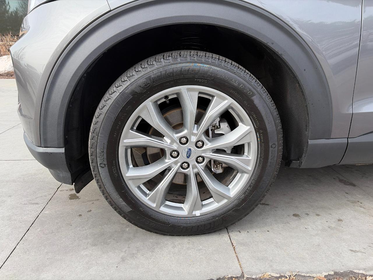 Ford Explorer Limited 4WD 2023