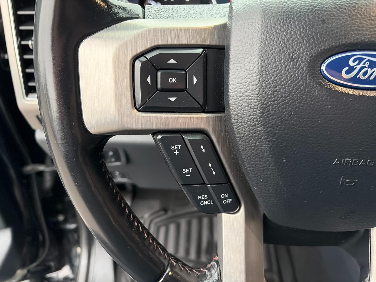 Ford Super Duty F-250 SRW Platinum 4WD Crew Cab 6.75' Box 2022