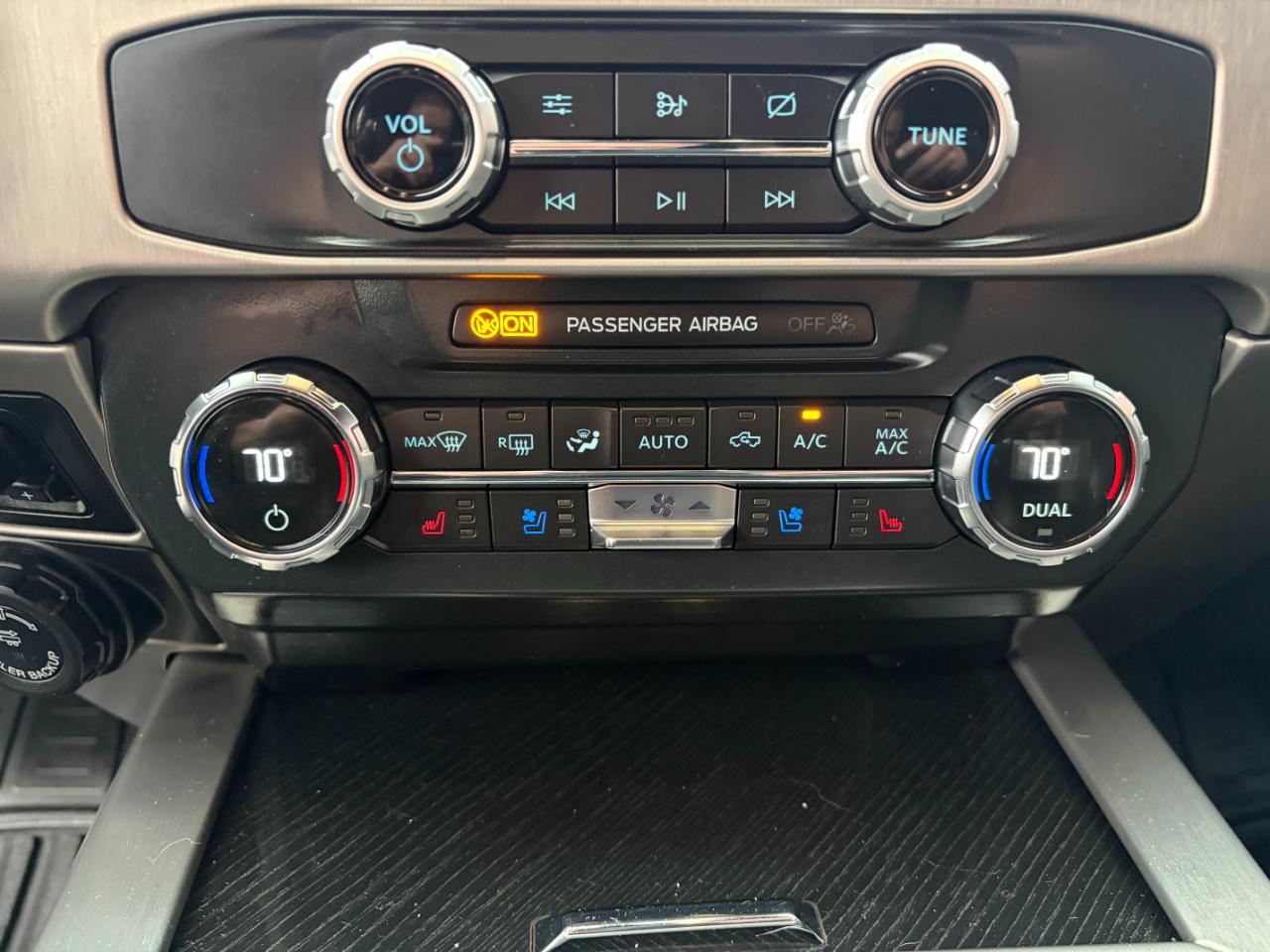 Ford Super Duty F-250 SRW Platinum 4WD Crew Cab 6.75' Box 2022