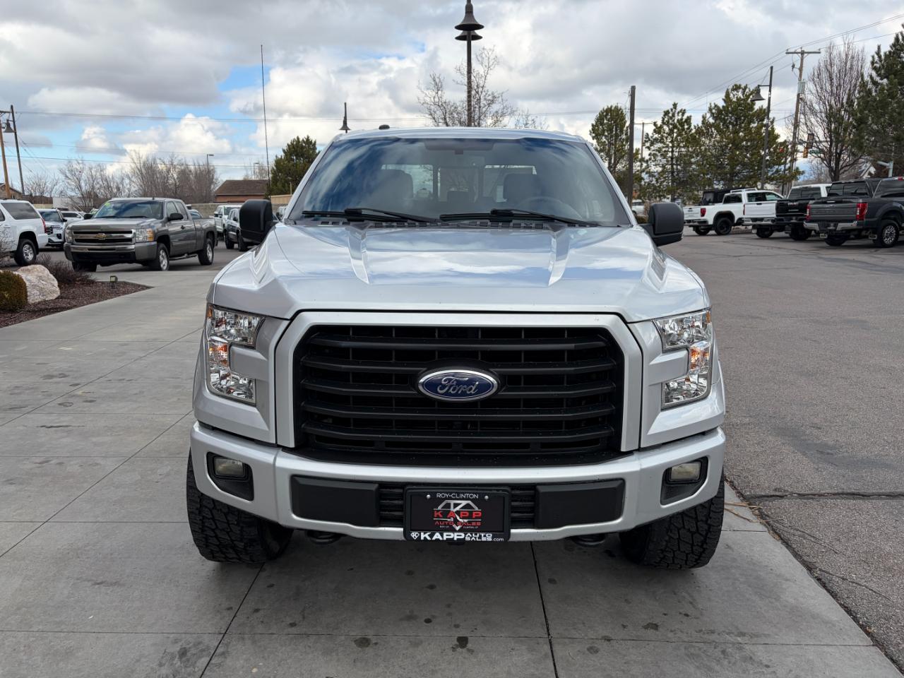 Ford F-150 4WD SuperCrew 145" XLT 2016