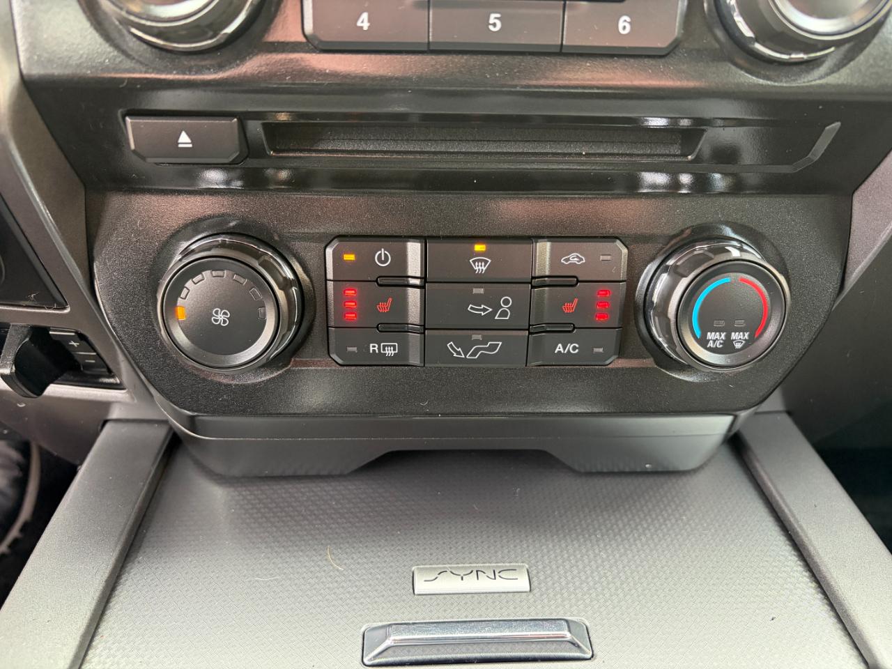 Ford F-150 4WD SuperCrew 145" XLT 2016