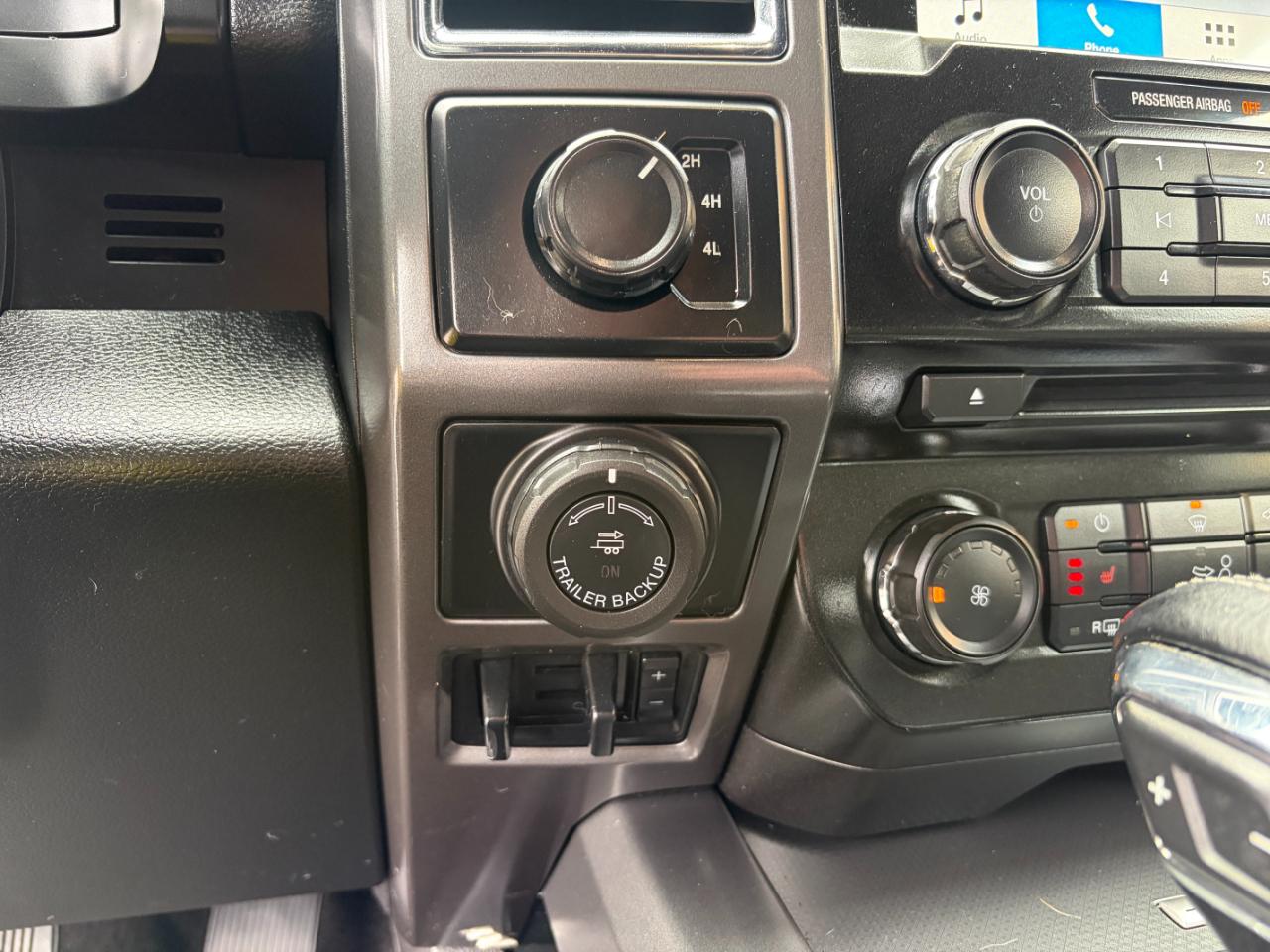 Ford F-150 4WD SuperCrew 145" XLT 2016