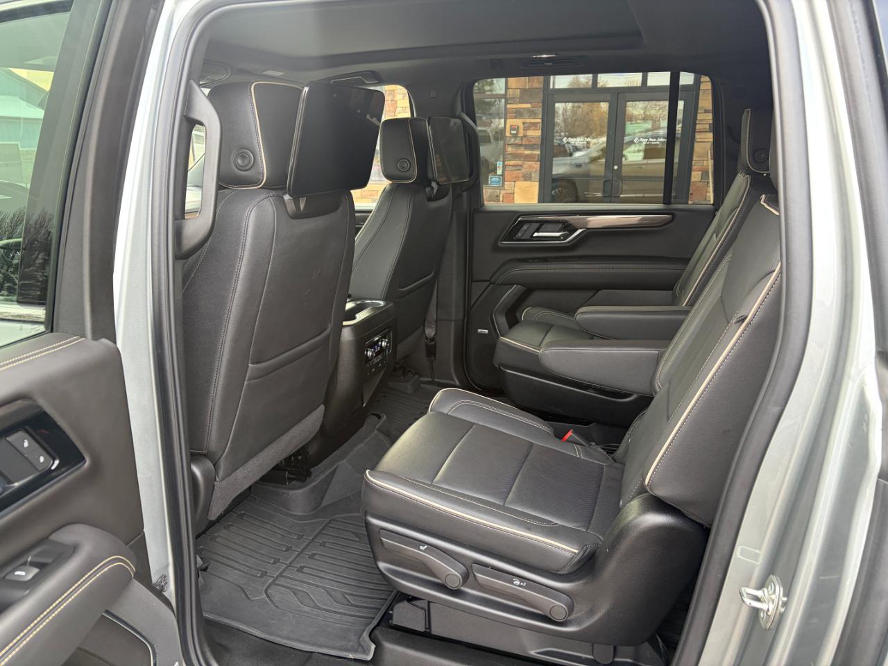 GMC Yukon XL 4WD 4dr Elevation 2025