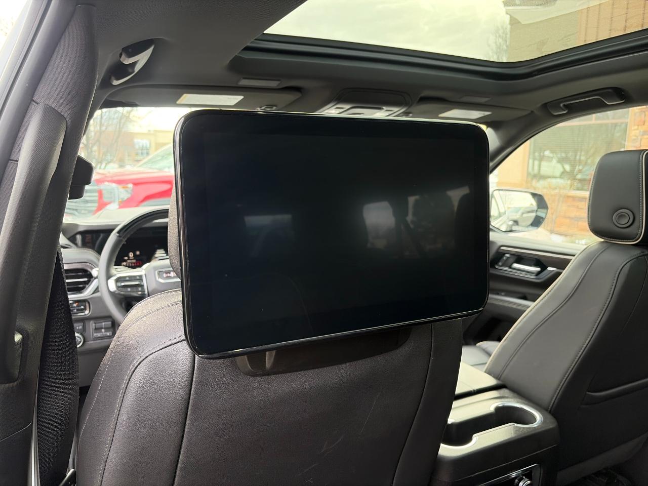 GMC Yukon XL 4WD 4dr Elevation 2025