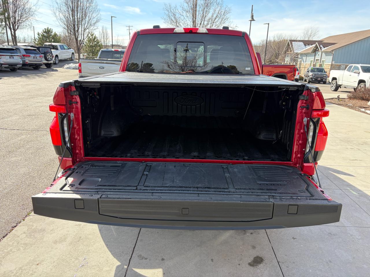 Ford F-150 Lightning Platinum 4WD SuperCrew 5.5' Box 2023