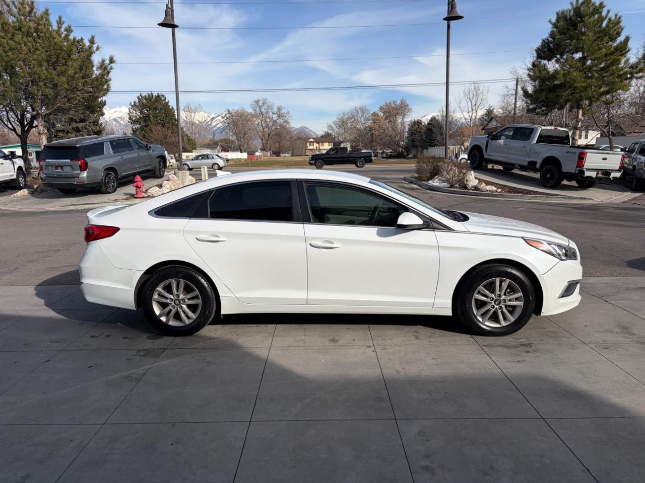 Hyundai Sonata 4dr Sdn 2.4L SE 2016