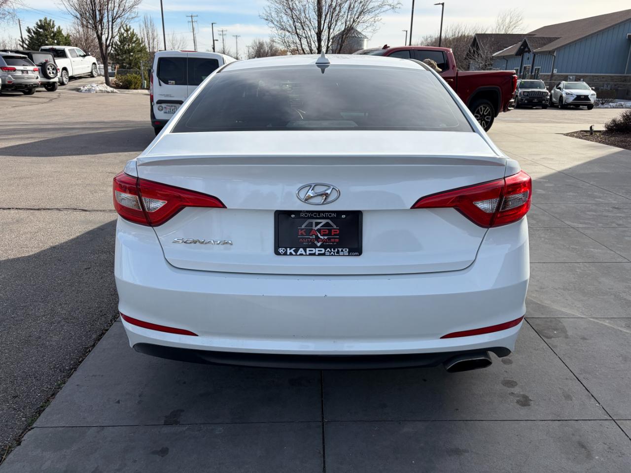 Hyundai Sonata 4dr Sdn 2.4L SE 2016