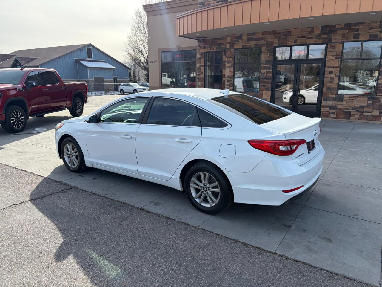 Hyundai Sonata 4dr Sdn 2.4L SE 2016