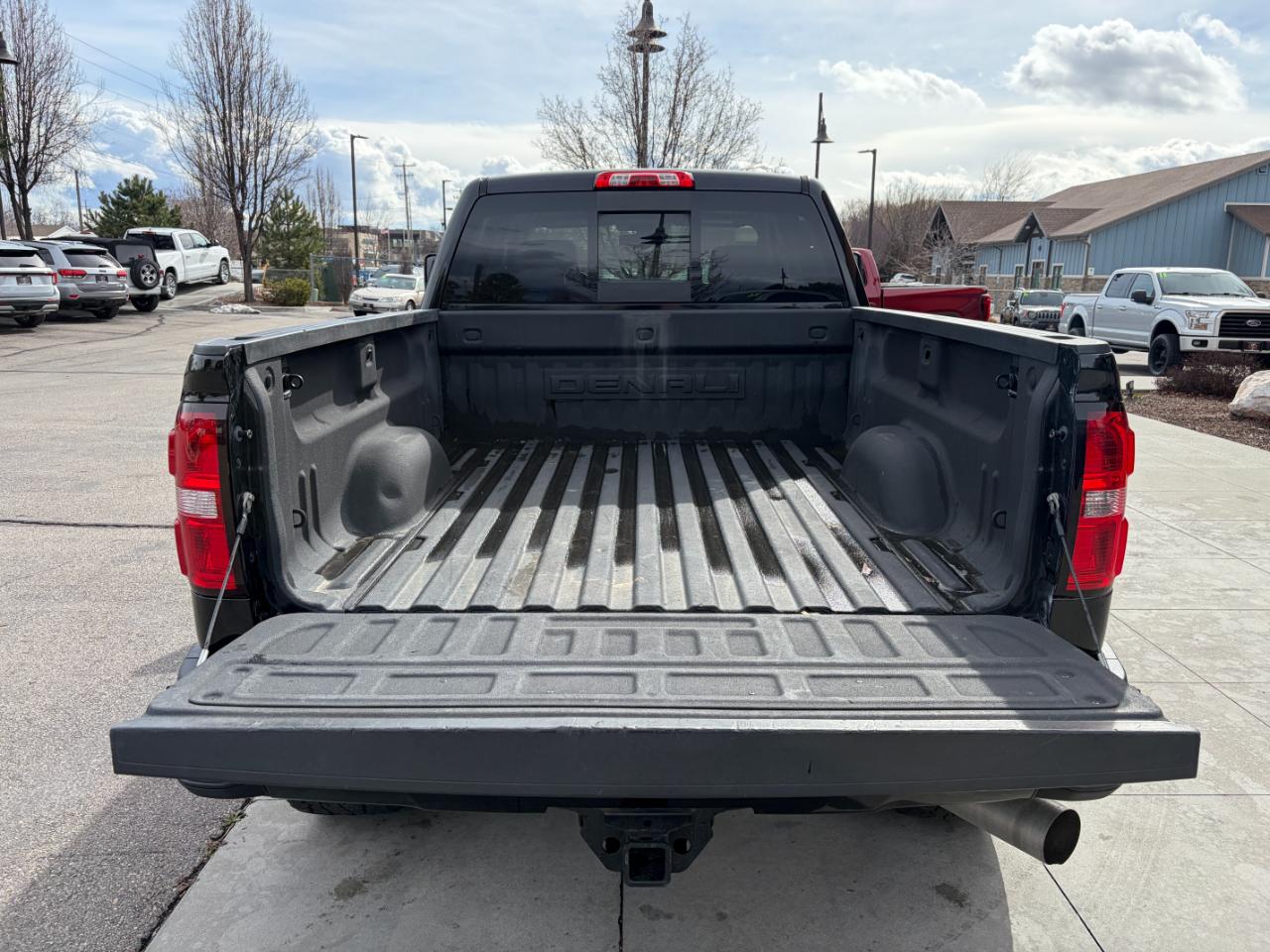 GMC Sierra 3500HD 4WD Crew Cab 153.7" Denali 2016