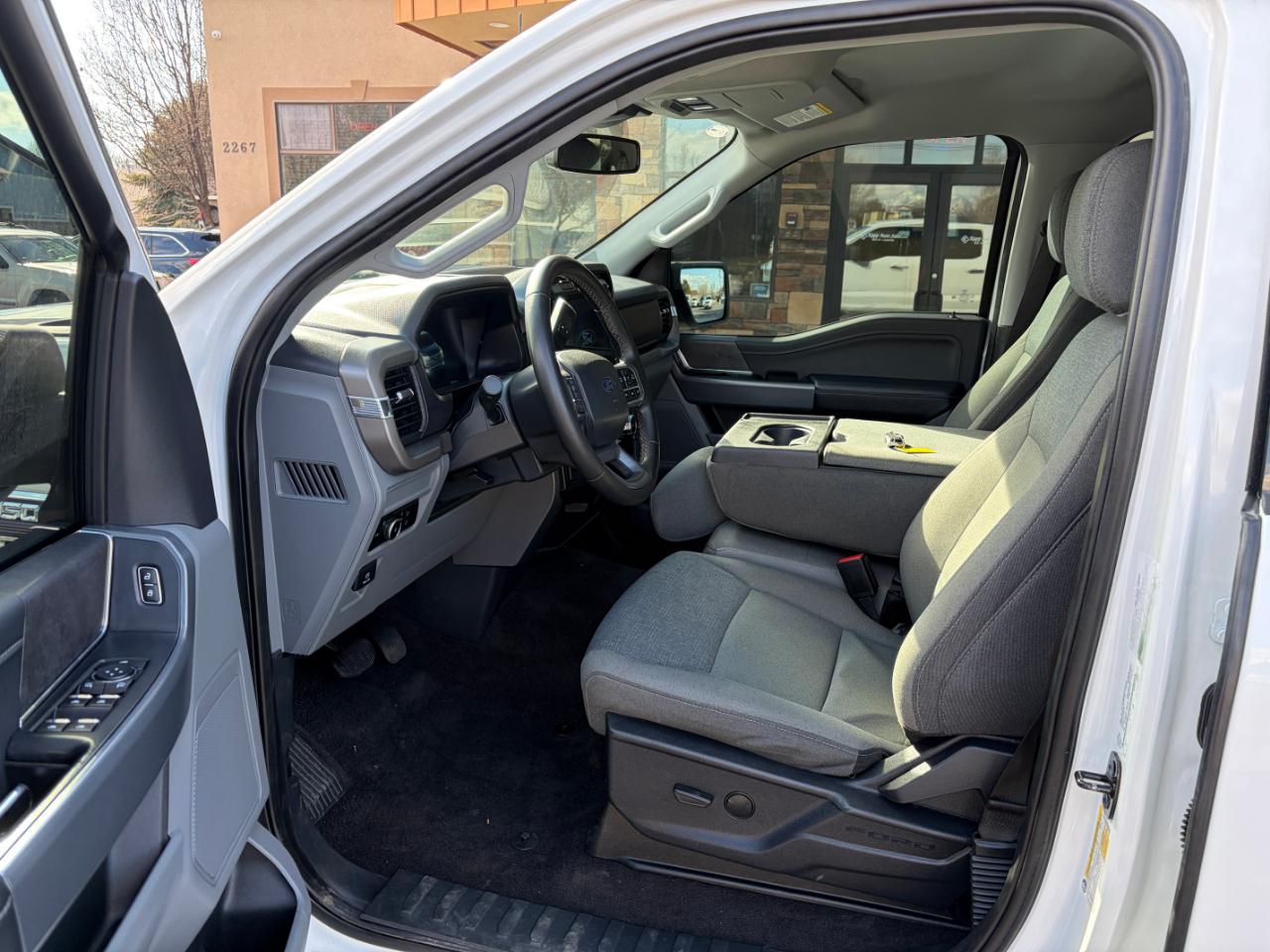 Ford F-150 XLT 4WD SuperCrew 6.5' Box 2024