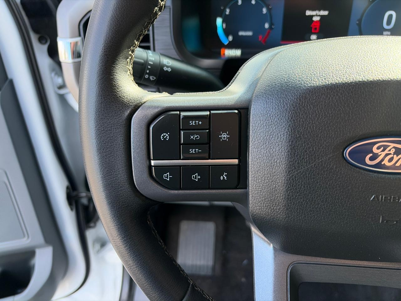 Ford F-150 XLT 4WD SuperCrew 6.5' Box 2024