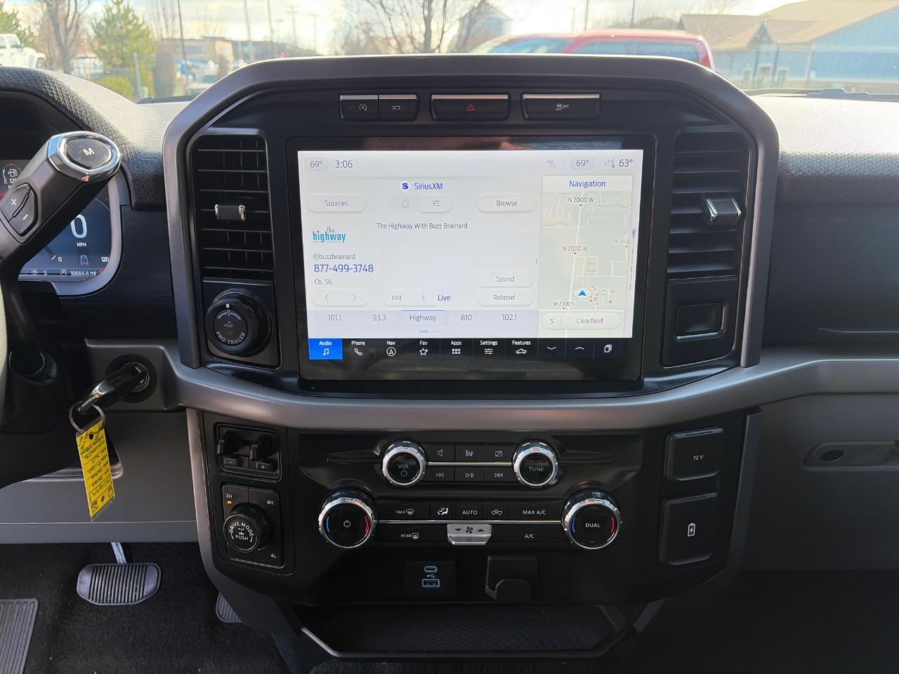 Ford F-150 XLT 4WD SuperCrew 6.5' Box 2024