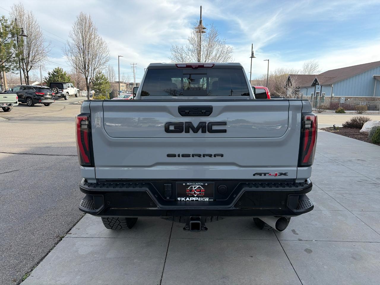 GMC Sierra 2500HD 4WD Crew Cab 159" AT4X 2024