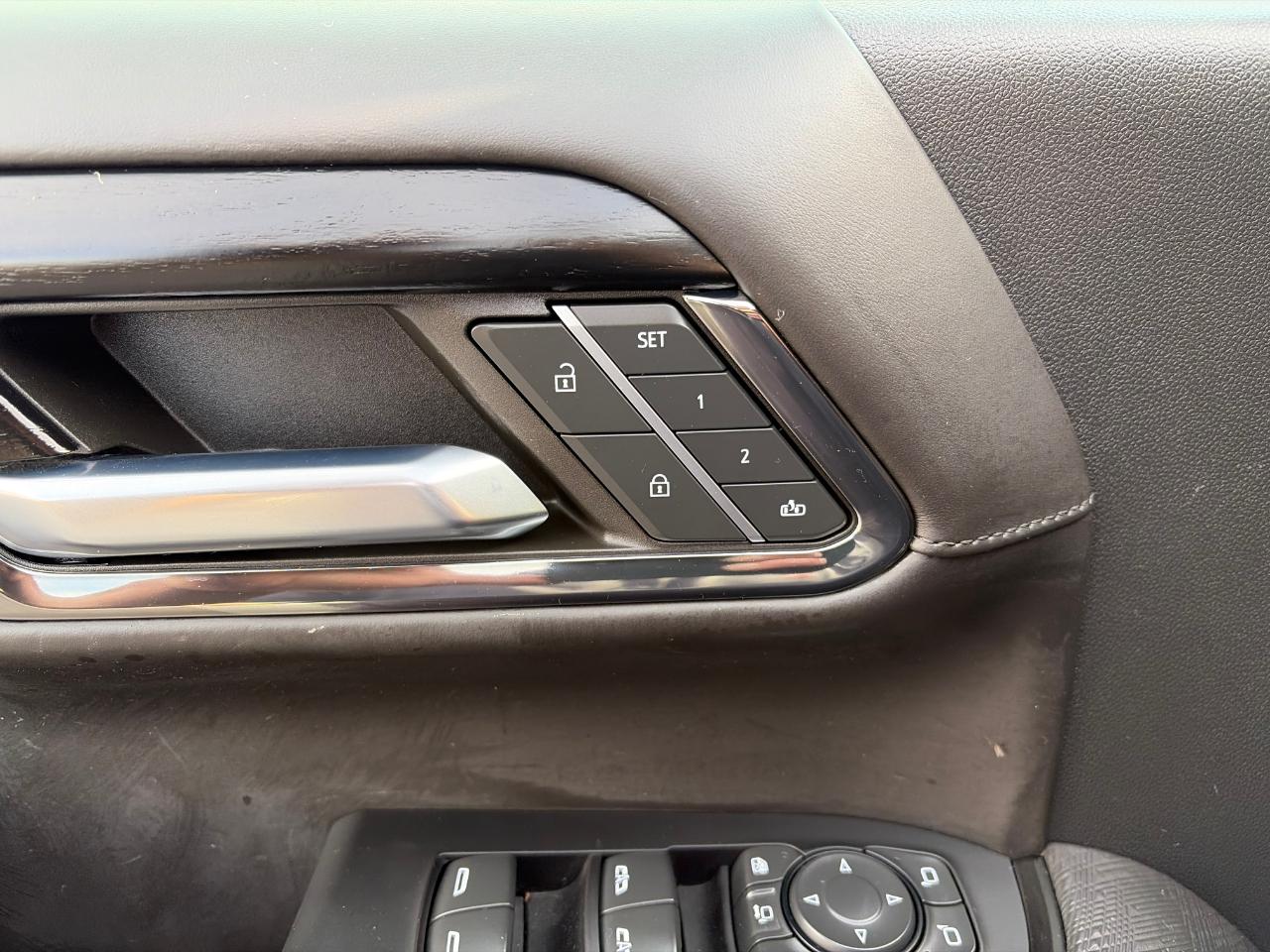 GMC Sierra 2500HD 4WD Crew Cab 159" AT4X 2024