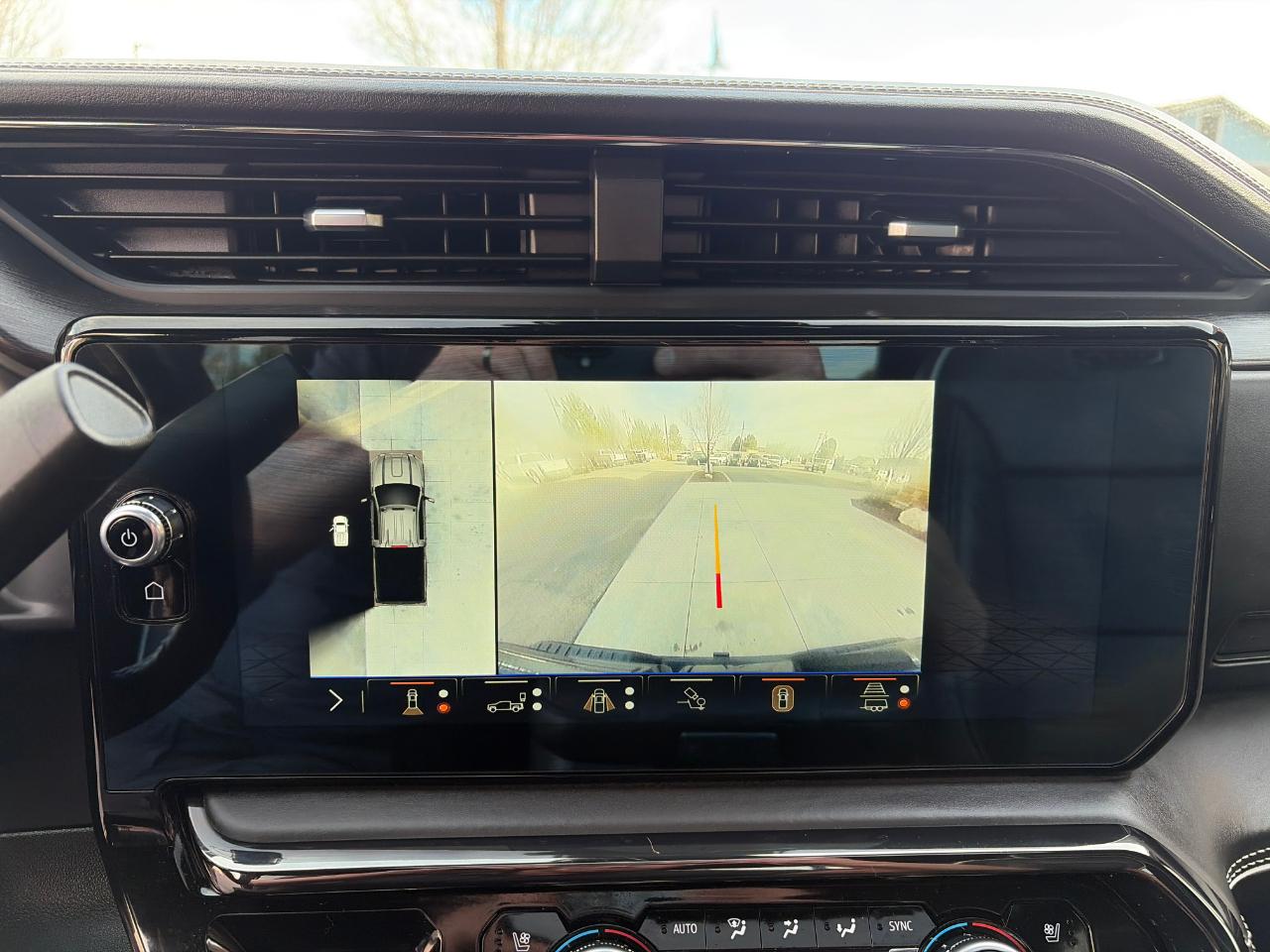 GMC Sierra 2500HD 4WD Crew Cab 159" AT4X 2024