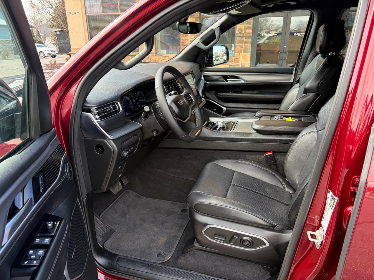 Jeep Wagoneer Series II Carbide 4x4 2024