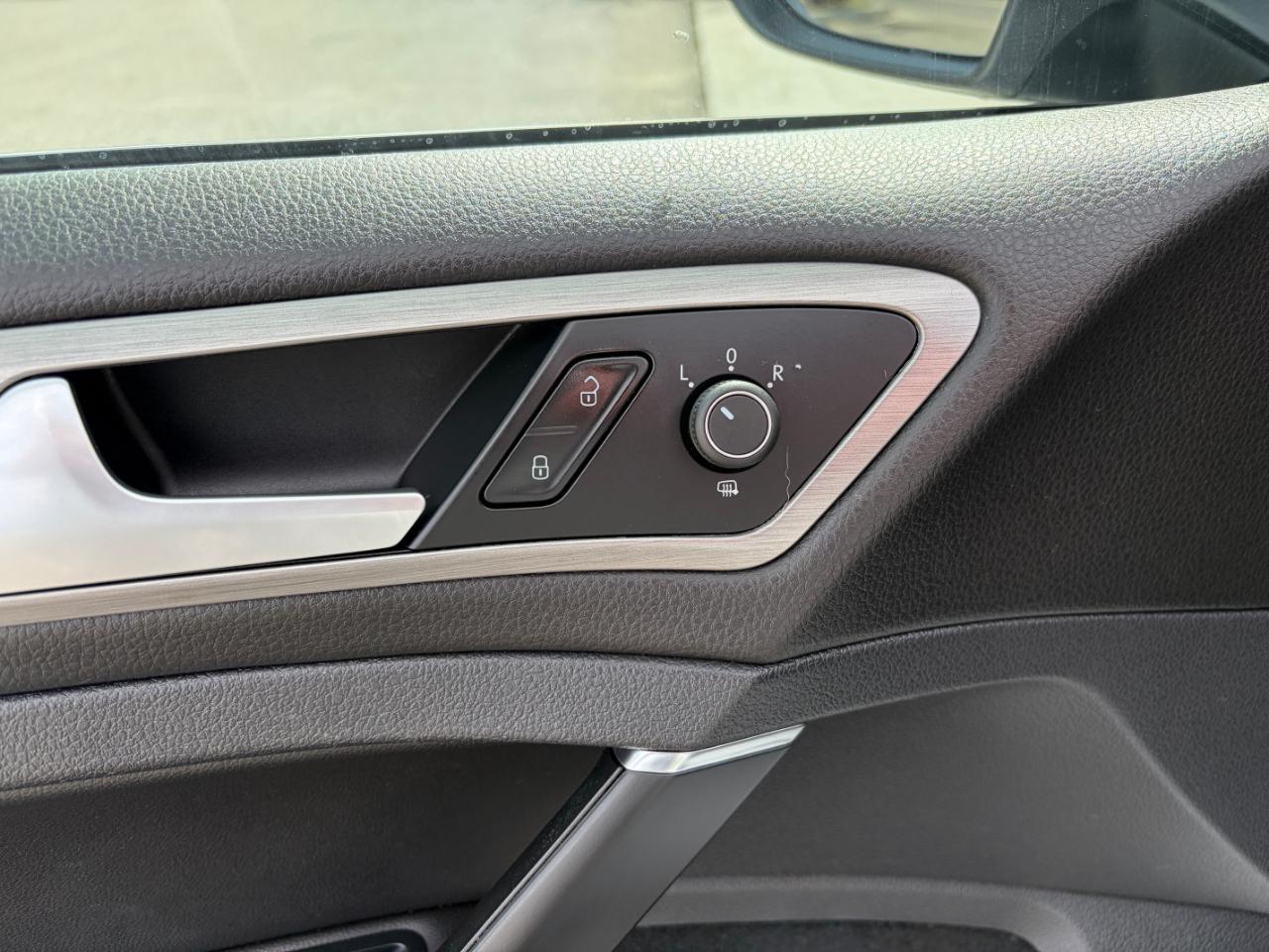 Volkswagen Golf SportWagen 4dr Auto TSI S 2016