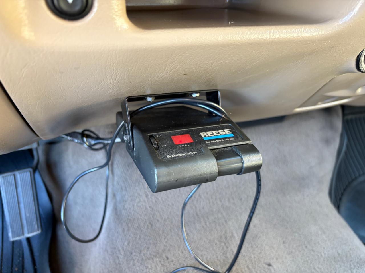 Ford Super Duty F-250 Crew Cab 156" Lariat 4WD 2004