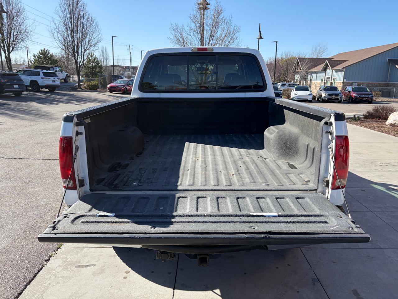 Ford Super Duty F-250 Crew Cab 156" Lariat 4WD 2004