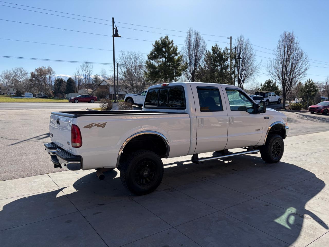 Ford Super Duty F-250 Crew Cab 156" Lariat 4WD 2004