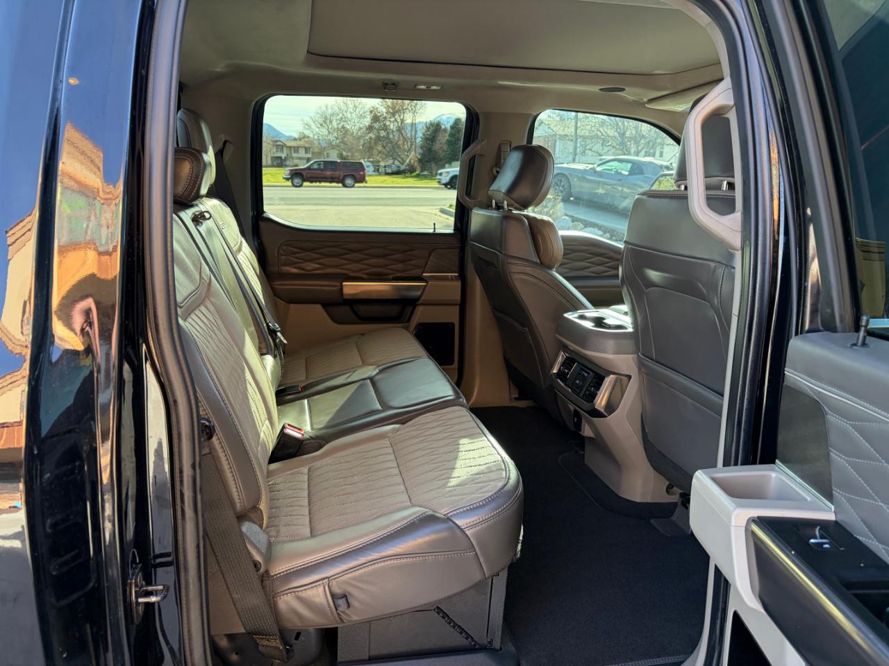 Ford Super Duty F-350 SRW Platinum 4WD Crew Cab 6.75' Box 2025