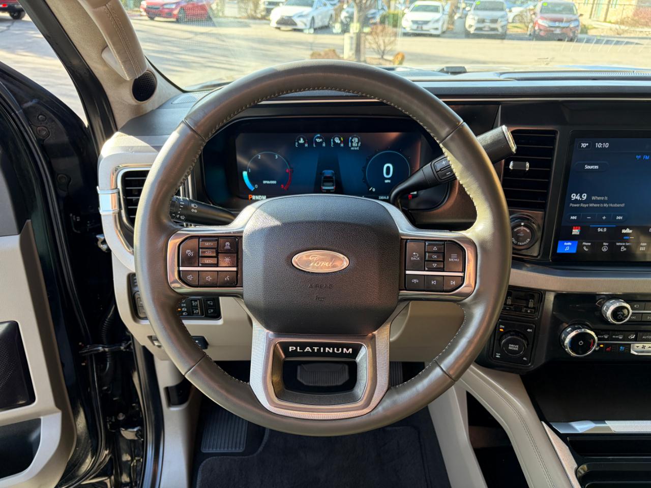 Ford Super Duty F-350 SRW Platinum 4WD Crew Cab 6.75' Box 2025