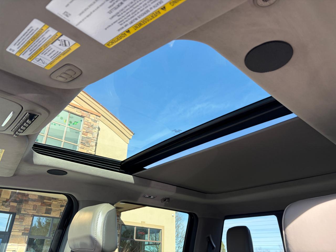 Ford Super Duty F-350 SRW Platinum 4WD Crew Cab 6.75' Box 2025