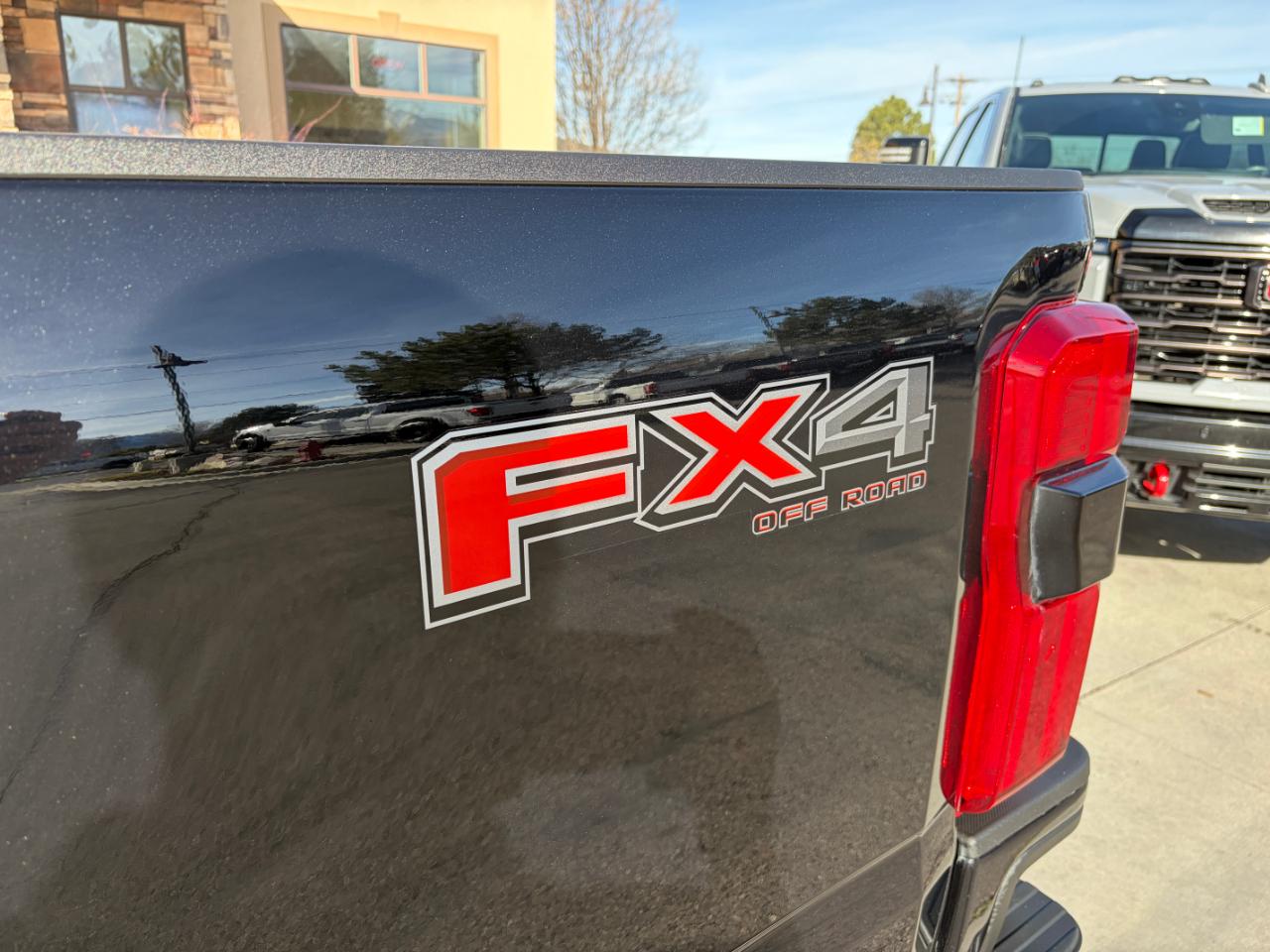 Ford Super Duty F-350 SRW Platinum 4WD Crew Cab 6.75' Box 2025