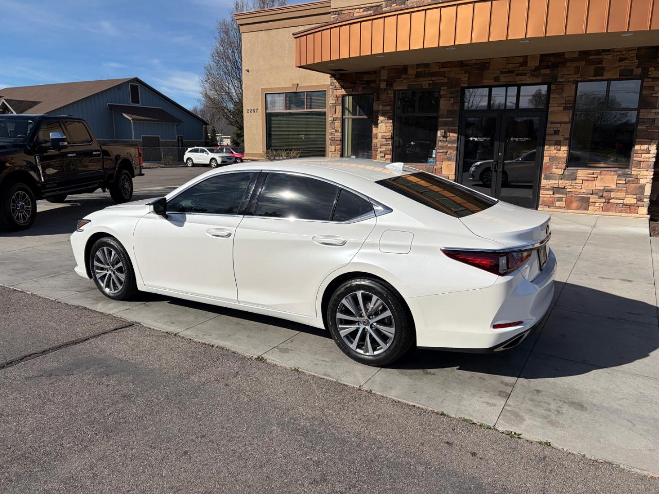 Lexus ES ES 350 FWD 2019