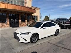 2019 Lexus ES 