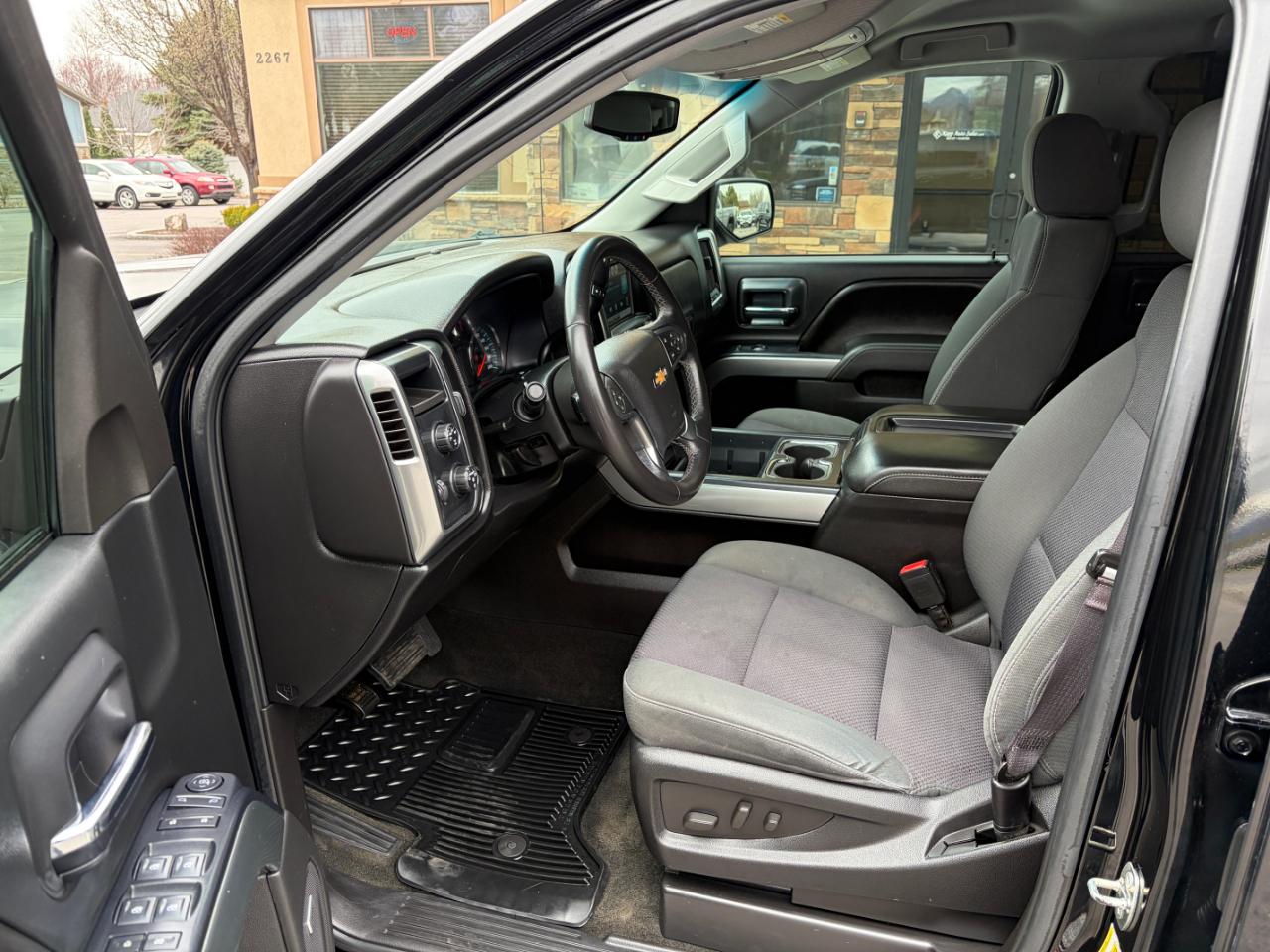 Chevrolet Silverado 1500 4WD Double Cab 143.5" LT w/1LT 2015