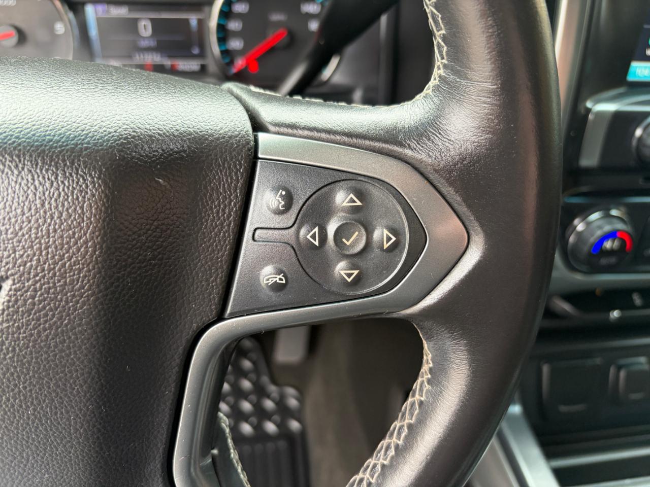 Chevrolet Silverado 1500 4WD Double Cab 143.5" LT w/1LT 2015